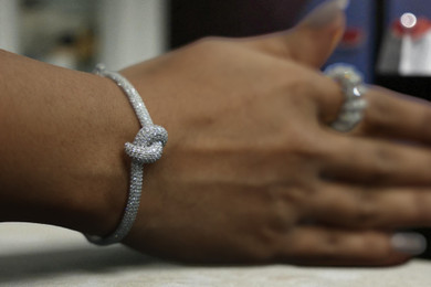 Diamond Knot Bracelet in White Gold