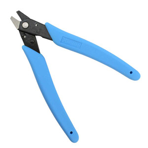 Xuron 17011F Micro-Shear Flush Cutters with Retainer 111278
