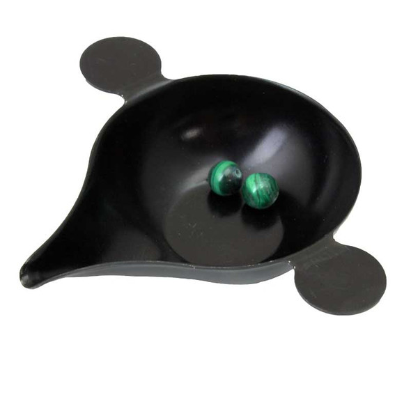 Small size scale pan with a deep dish