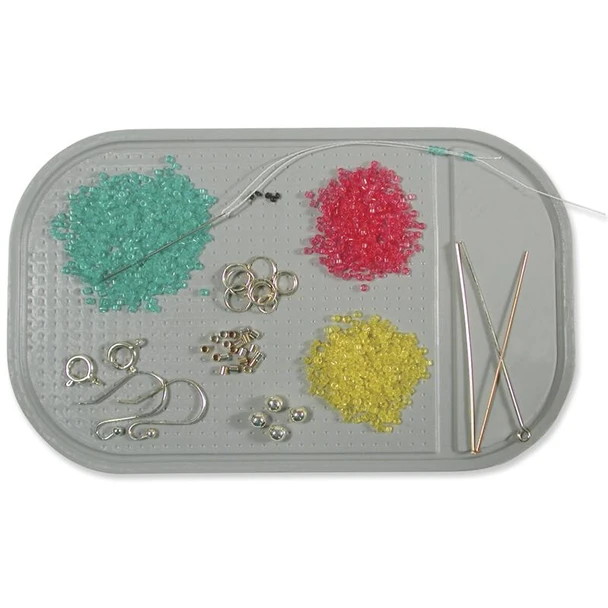 Sticky bead mat for beading to prevent rolling