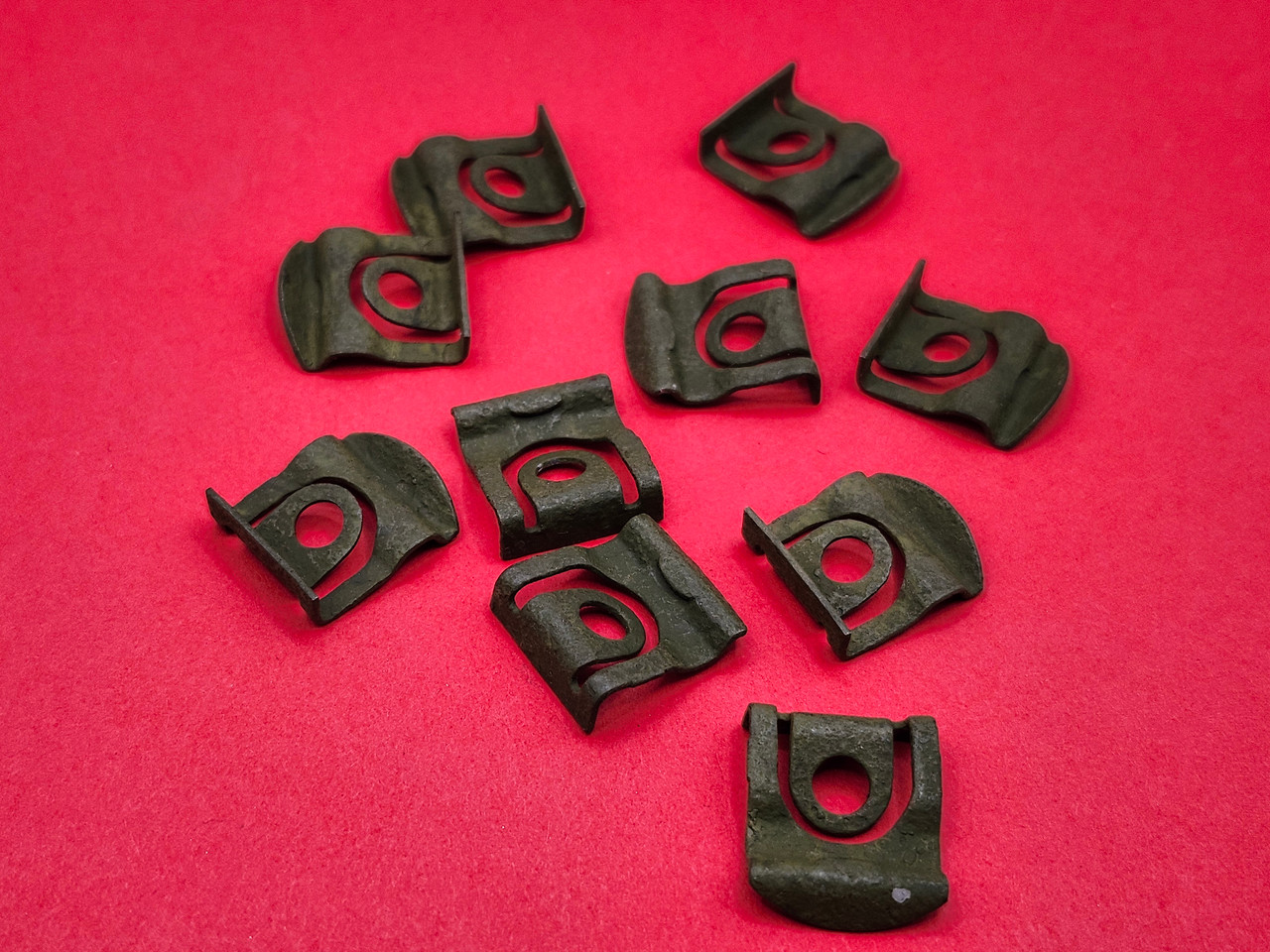 FORD C5AZ-6242413-A NOS Window Molding Trim Clip - SOLD PER EACH