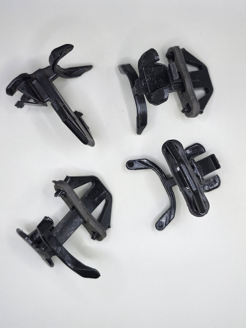 GM 20009775 NOS Headliner Interior Trim Clip