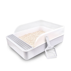 Spacious 20-Inch Open Cat Litter Box with Snap-On Fence - Easy-to-Clean, Extra Large Size for Cats of All Ages Spacious 20-Inch Open Cat Litter Box with Snap-On Fence - Easy-to-Clean, Extra Large Size for Cats of All Ages