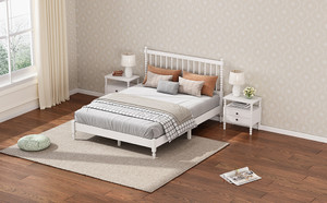 Queen Size Wood Platform Bed with Gourd Shaped Headboard, Antique White Queen Size Wood Platform Bed with Gourd Shaped Headboard, Antique White