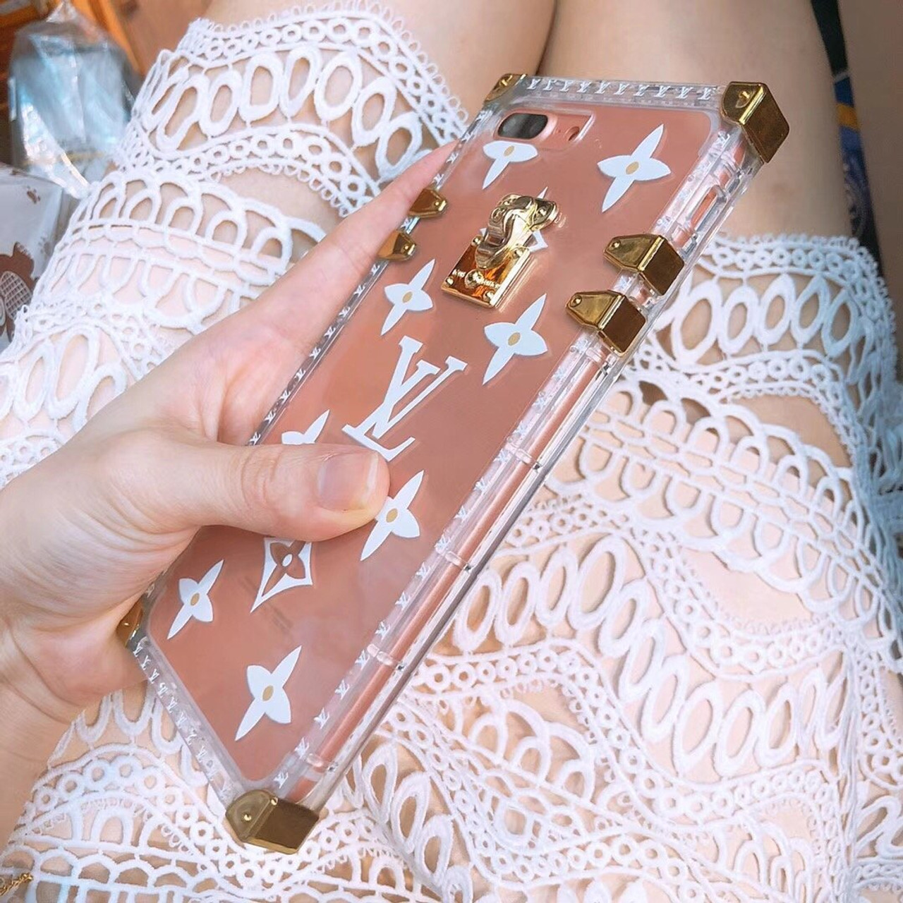 louis vuitton clear trunk phone case｜TikTok Search