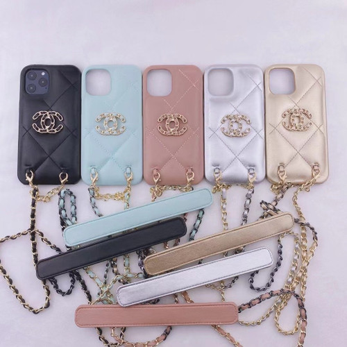 CC quilted chain strap case