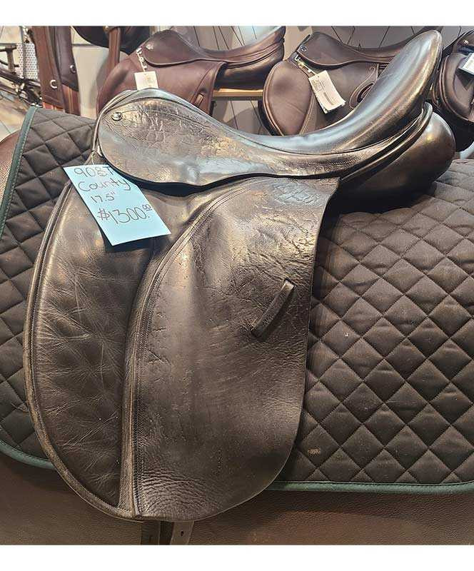 Selles de dressage County occasion à vendre | Equirodi France Selles de dressage County occasion à vendre | Equirodi France