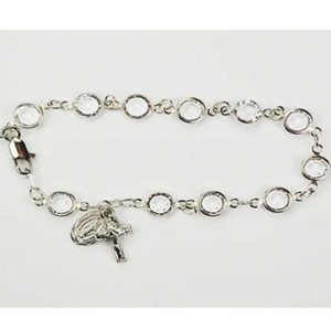 7.5in Clear Crystal Bracelet - Gift Boxed 7.5in Clear Crystal Bracelet - Gift Boxed