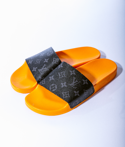 "OCTOBER ORANGE" Custom Slides "OCTOBER ORANGE" Custom Slides
