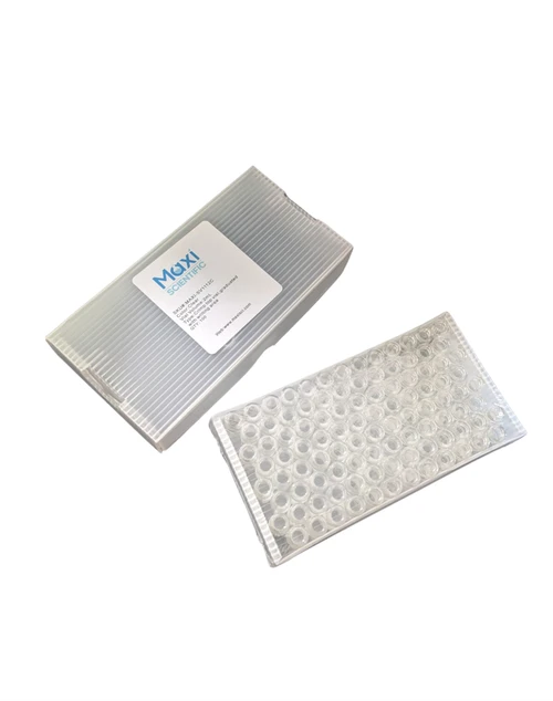 A closed box and an open tray of clear glass autosampler vials from Maxi Scientific.