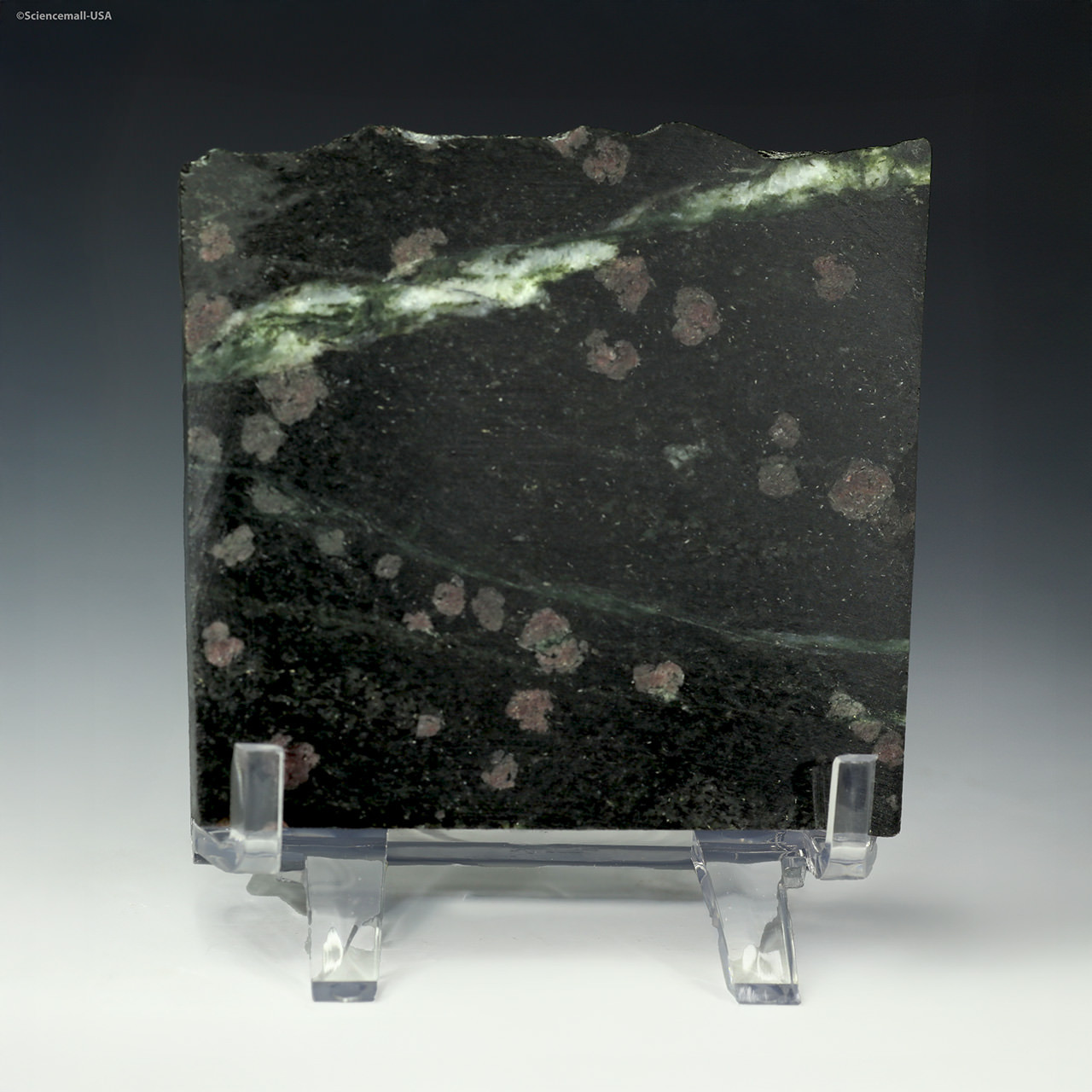 Nuvvuagittuq Faux Amphibolite Garnet [152 g ~ 4.3 Ga]