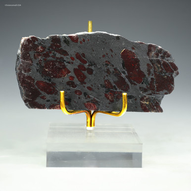 Nuvvuagittuq Garnet Paragneiss Canada [57 g ~ 4.3 Ga]