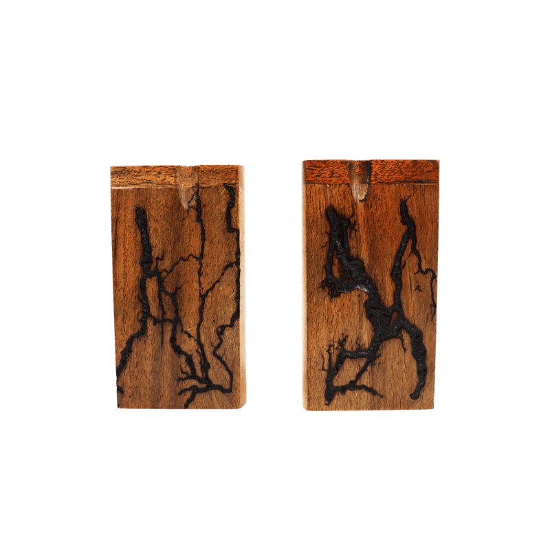 LuvBuds - 4" Fractal Burn Wood Dugout with 1 Hitter, Assorted Colors May Vary