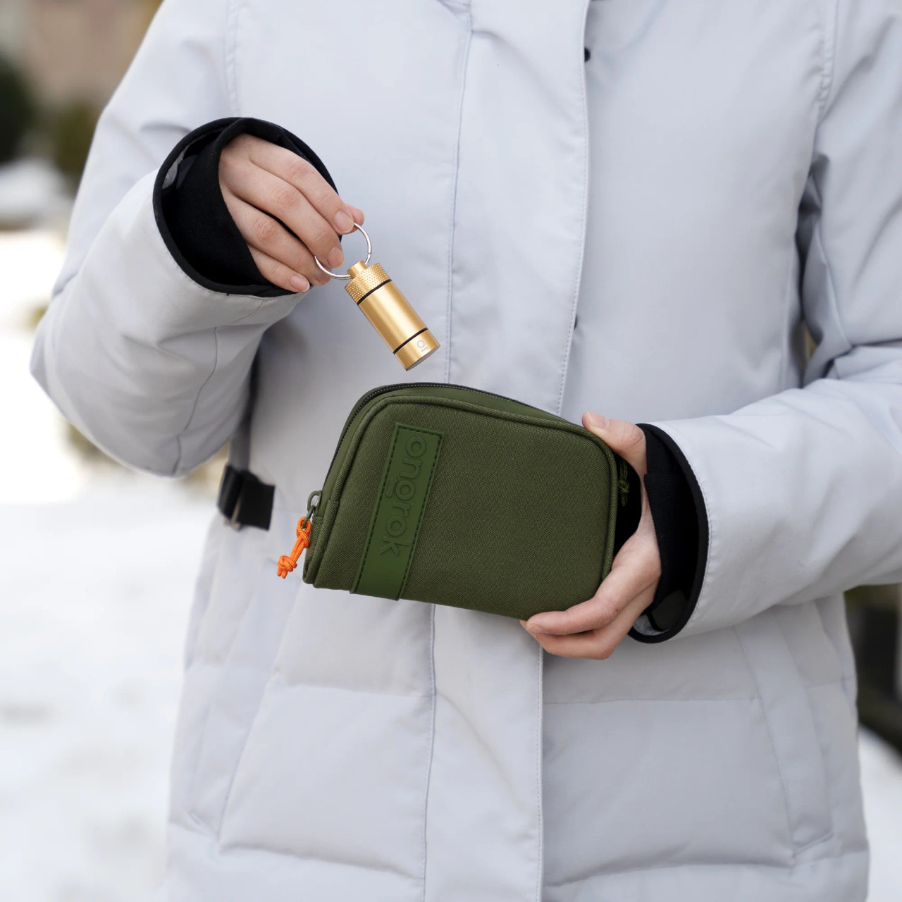 ONGROK - Smell Proof Carbon lined Wallet, Small 4 x 6", Green