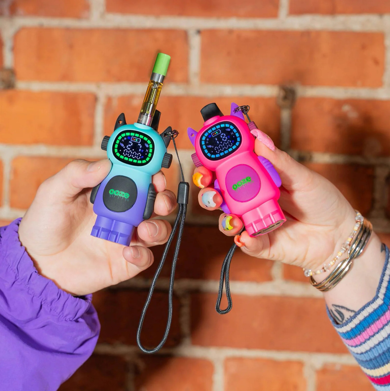 Ooze - 650mAh Bot Character 510 Variable Voltage Battery, Assorted Colors May Vary