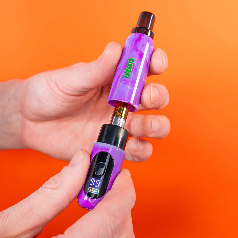 Ooze - 400mAh Hivo Conceal 510 Variable Voltage Battery, Assorted Colors May Vary