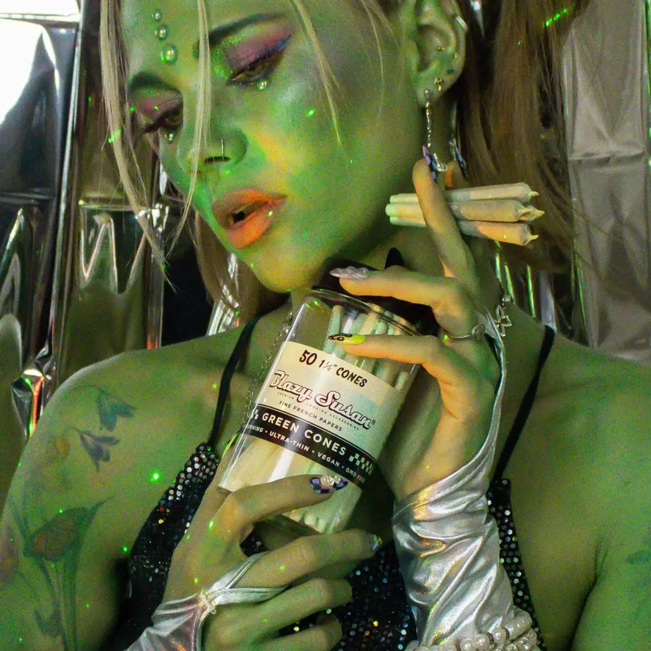 Blazy Susan - 50pk Green Cones, King Size (1 1/4 Size Pictured) Blazy Susan - 50pk Green Cones, King Size (1 1/4 Size Pictured)