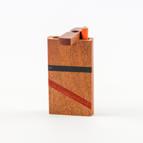 LuvBuds - 4" Color Insert Dugout with 1 Hitter, Assorted Colors May Vary