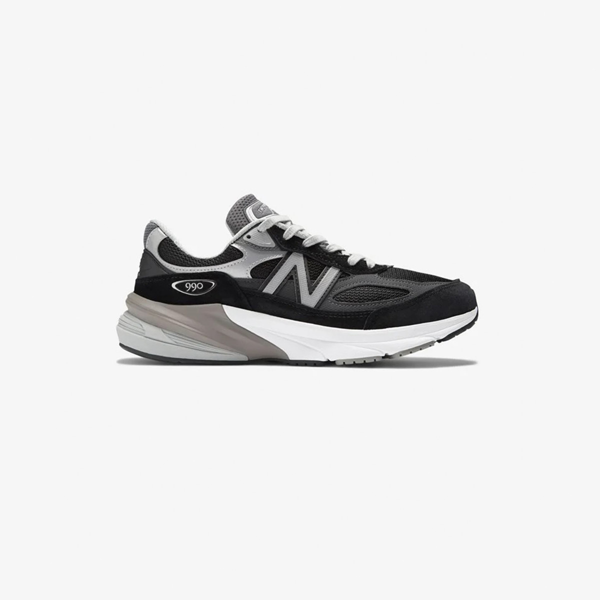 Enjoy official images of the latest women s sneaker from New Balance here below