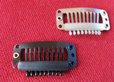 Sewn-in Mini-Comb Snap Clip