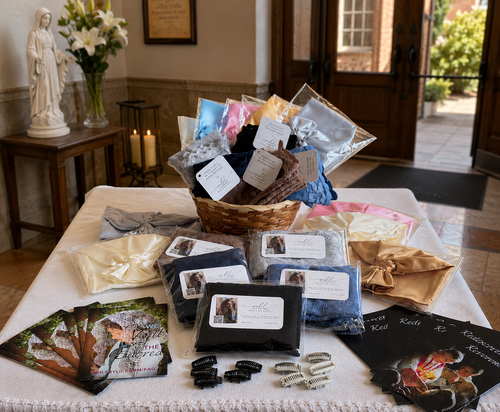 Displays beautifully in your church vestibule. 
Deluxe Parish Pack: 10 Starter Veils (Misc) , 25pk Veiling Card, 10 Chapel Veil Bags (Misc)