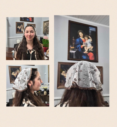"Flower of Carmel" Small Starter style with Starter Trim and Ties