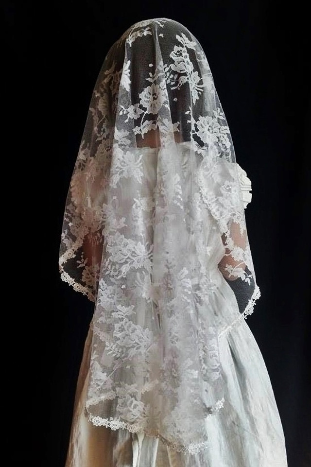 Clare - Cascading Chantilly Lace Mantilla - Veils by Lily