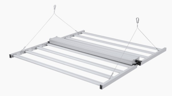 Foldable 640 Watt Commercial LED Grow Light