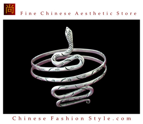 Tribal Silver Cuff Bracelet Chinese Ethnic Hmong Miao Jewelry #212 Unique Handmade