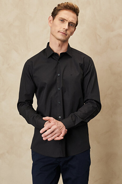 Classic Black Shirt S