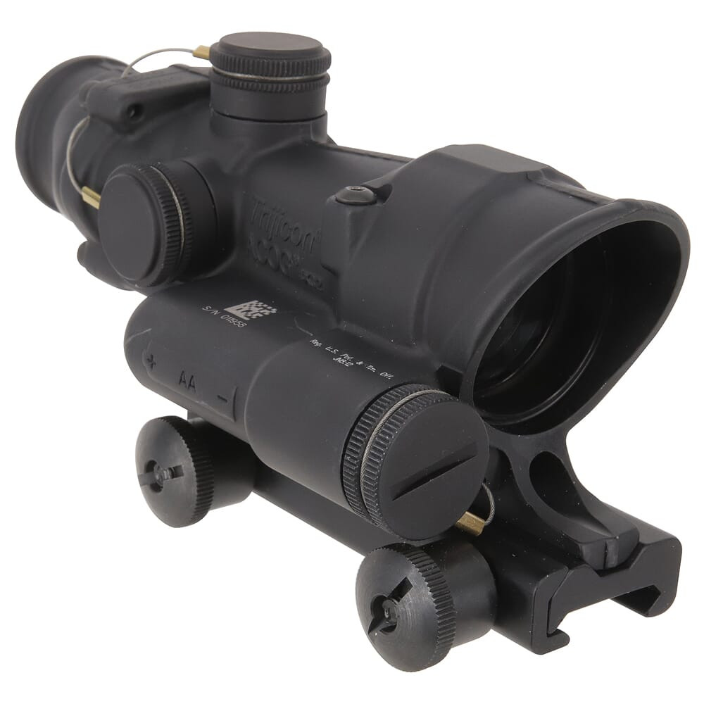 Trijicon USED ACOG 4x32 LED .223 Horseshoe Dot Reticle Riflescope w/TA51 Mount 100394 Like New, Small Scratch on Battery Compartment UA2362