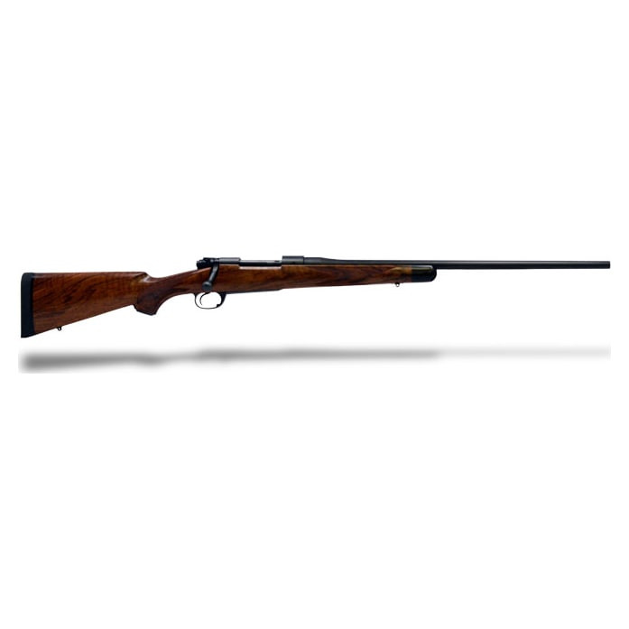 Dakota 76 Classic in 7mm Rem Mag, Comes in plastic hardcase, In excellent condition - UA534