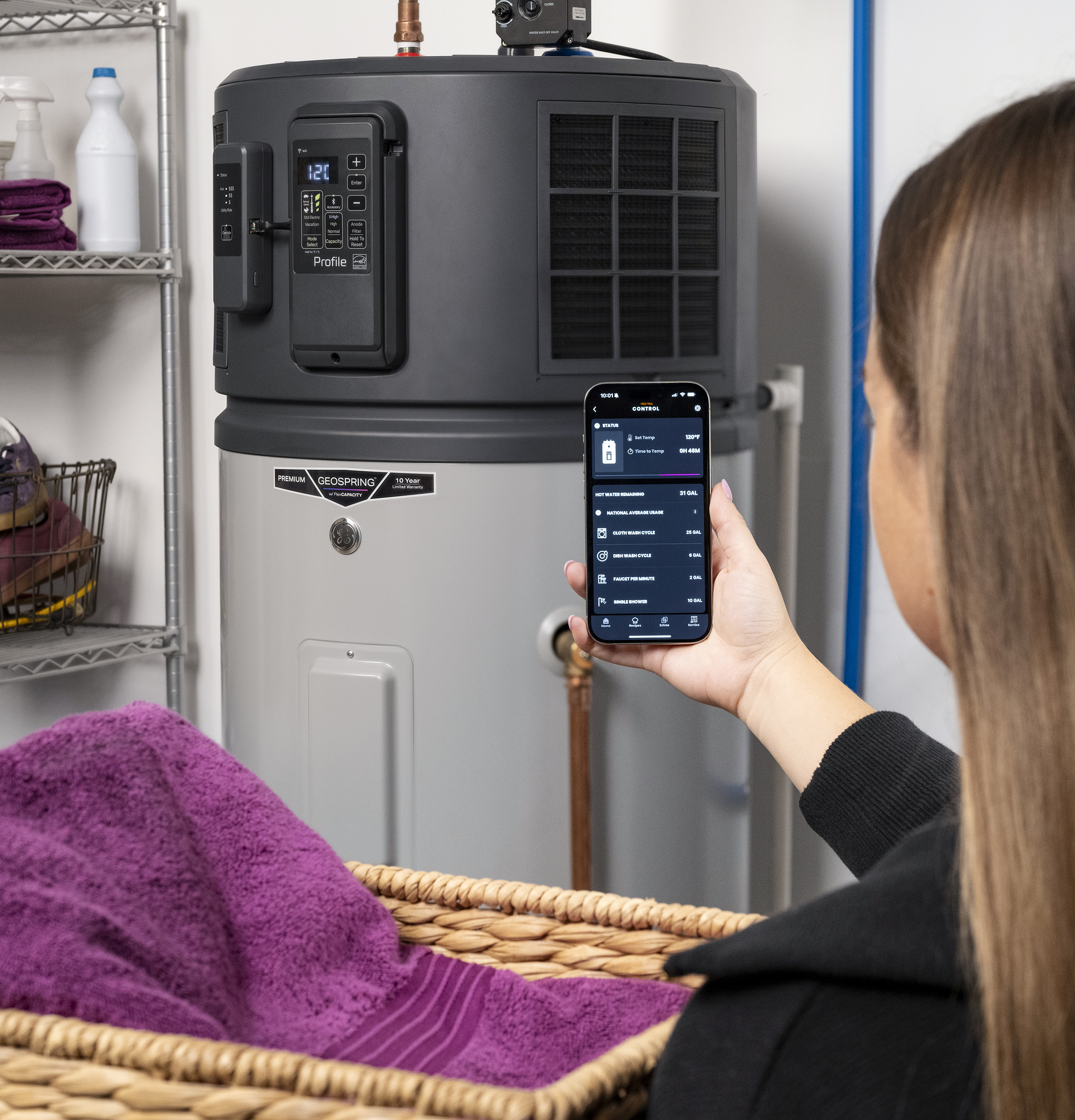 GE PROFILE™ GEOSPRING™ SMART HYBRID HEAT PUMP WATER HEATER