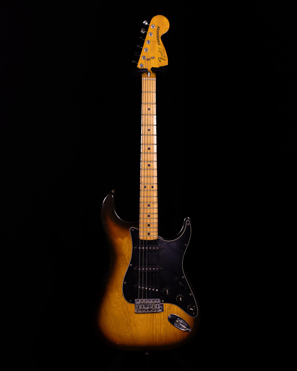 FENDER 1979 STRATOCASTER S/BURST IN OHSC