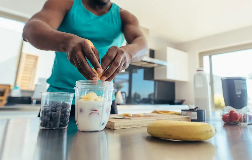 man-making-smoothie-crop.png