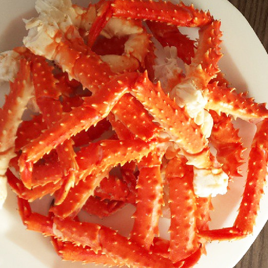 20 lb CASE - Alaska Golden King Crab Legs & Claws