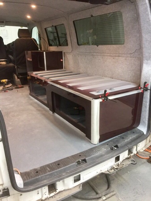 VW T5 LWB Campervan bed