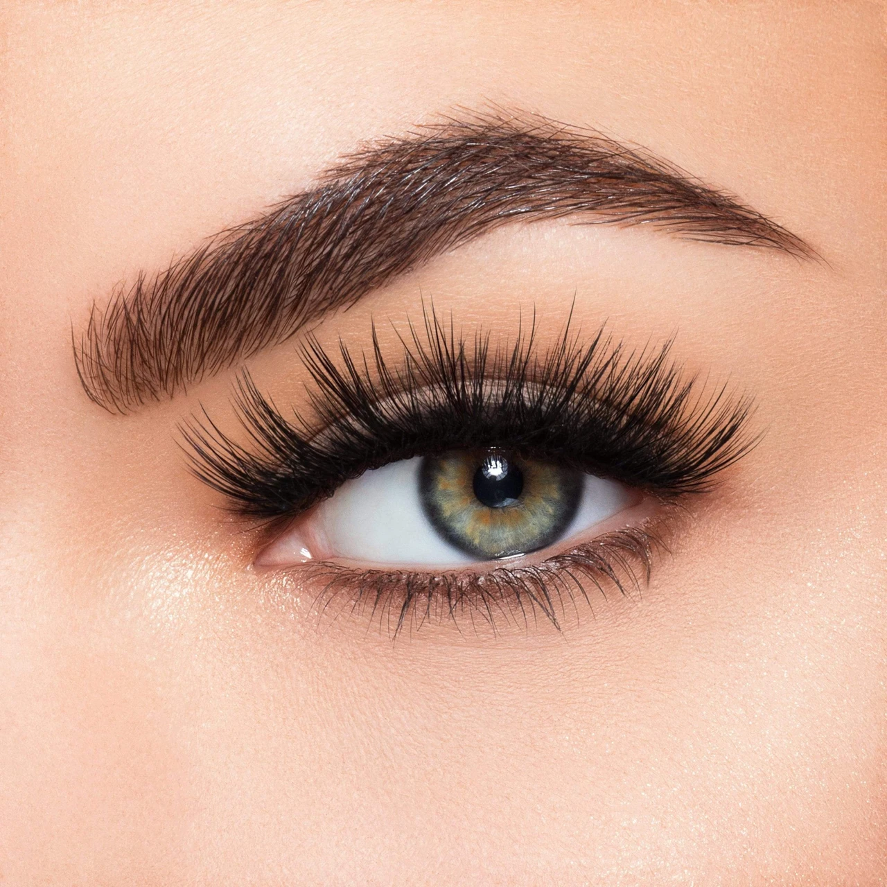 Miami Lilly lashes Which  main image 3
