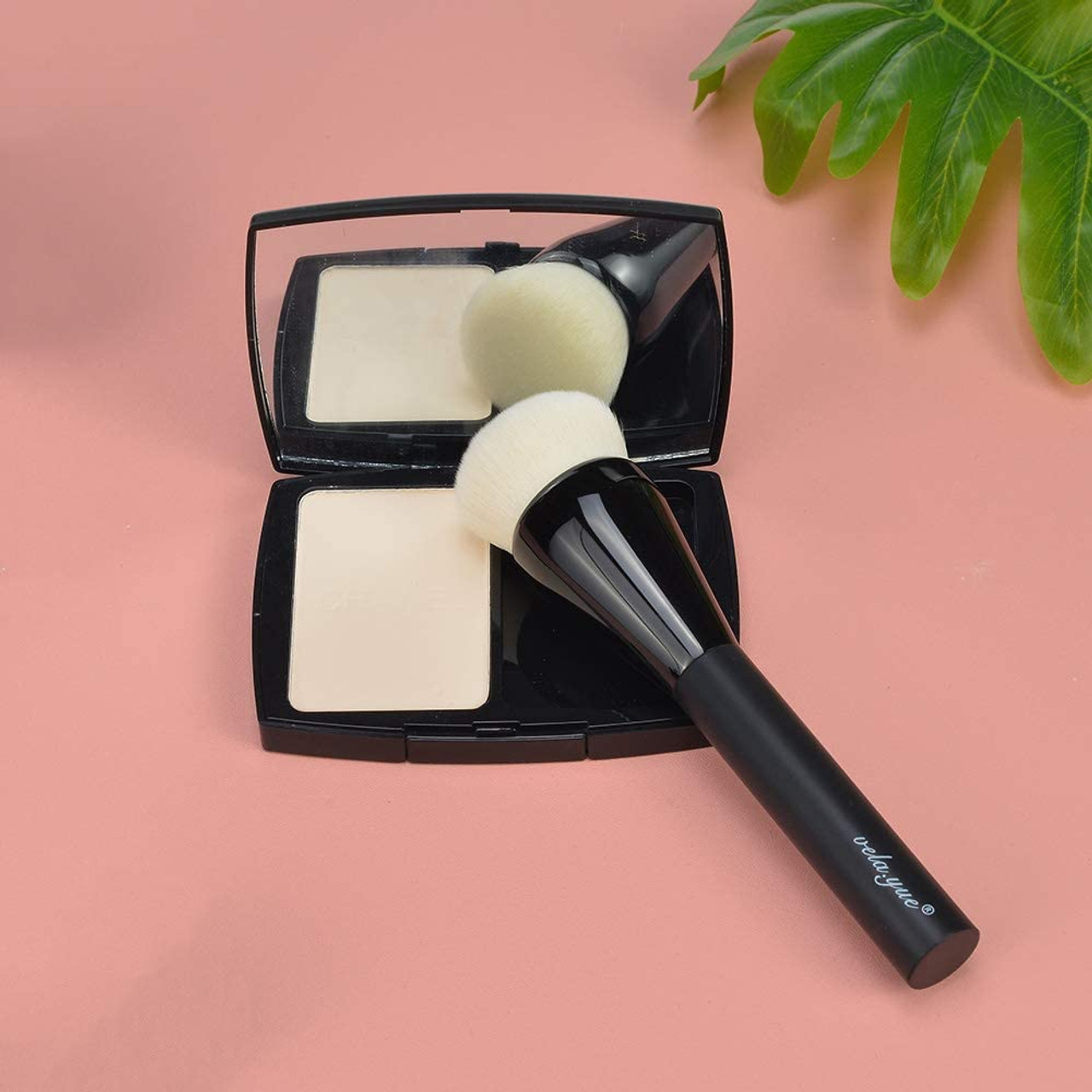 Vela.Yue Large Foundation Brush Full Coverage Face Complexion Blending Buffing Contouring Makeup Brush