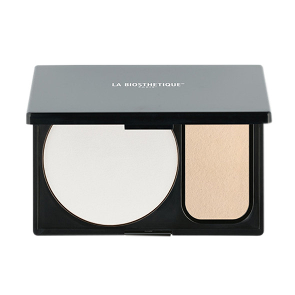 Translucent Compact Powder
10 g / 0.4 oz