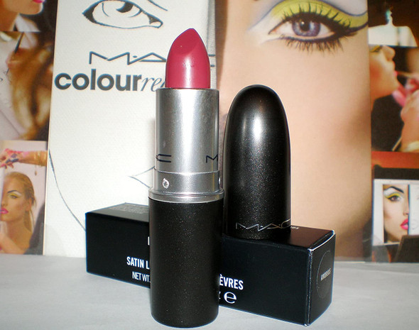 Mac Satin Lipstick Amorous