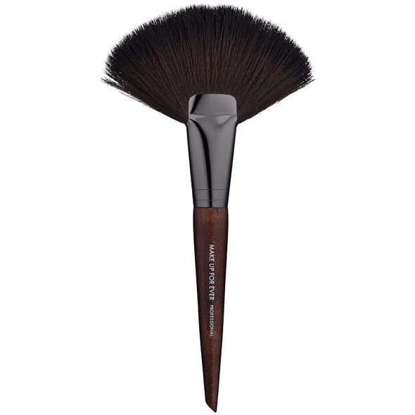 MAKE UP FOR EVER 134 Large Powder Fan Brush