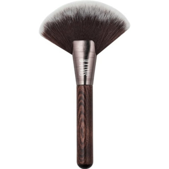 Baims Organic Cosmetics All Over Fan Brush For the perfect glow