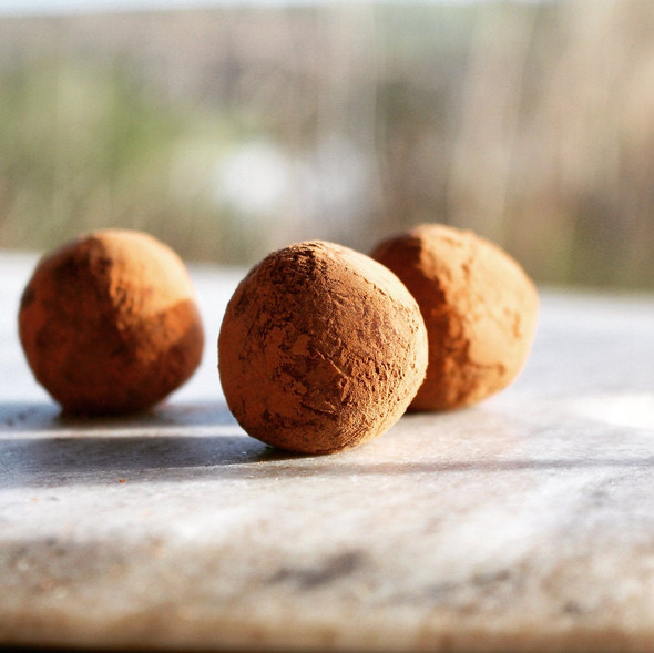 Themptation chocolate truffles 55% MYLK with cacao 4 x 15g