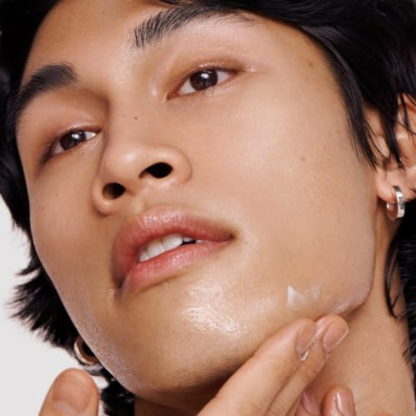 Versed Weekend Glow Daily Brightening Moisturizer - Vegan Lightweight Vitamin C Moisturizer With Cloudberry Seed Oil - Hydrating Face Moisturizer For Discoloration & Uneven Texture (2Oz)