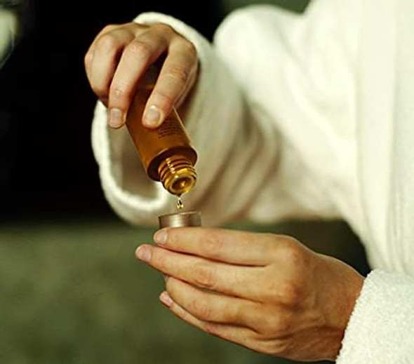 Voya Original Aroma Revitalising Bath And Shower Oil Organic Hydrating Bath And Body Oil Lime & Mandarin Scent 50Ml