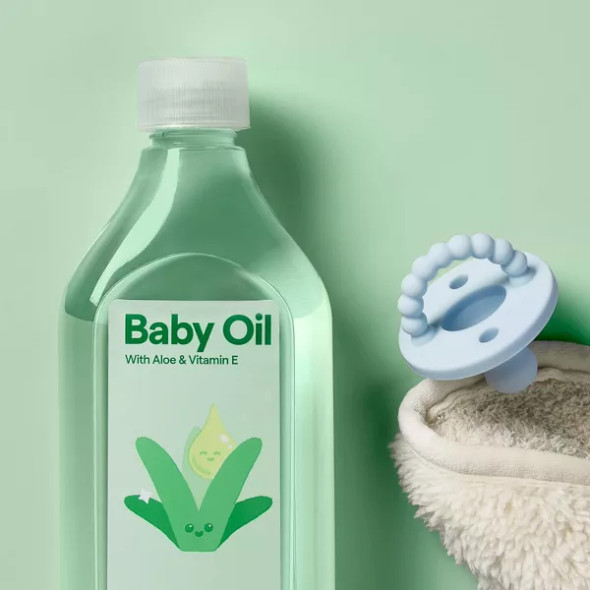 up&up Baby Oil - Aloe Vitamin E - 20oz