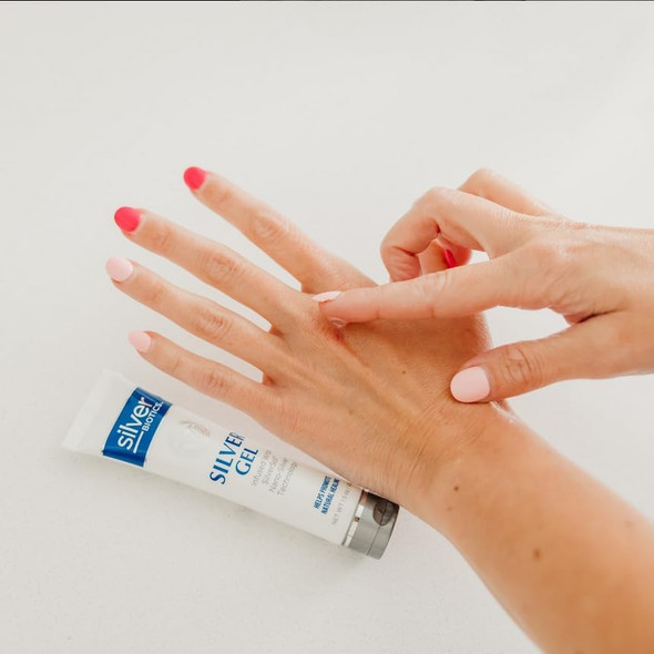 American Biotech Labs Silver Biotics Patented Multivalent SilverSol 20 PPM Soothing Skin Gel  Versatile 4.0 oz for Skin Comfort and Wellness