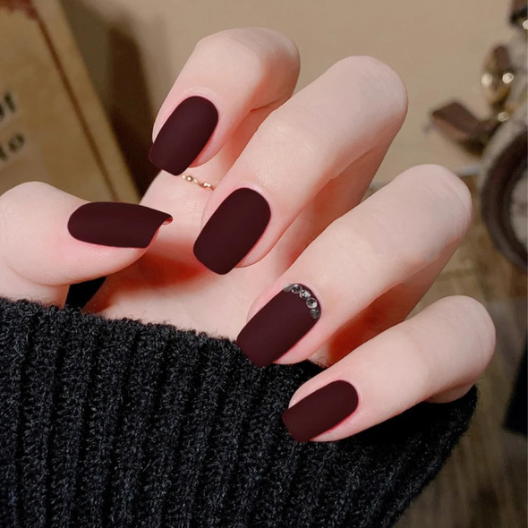 Cosmoo Black Matte Nail Polish Quick Dry Nail Lacquer For Nail Art Varnish Mist Effect Matte Finish Velvet Air Dry Nail Polish - 10Ml (Black 0.34 Fl Oz)