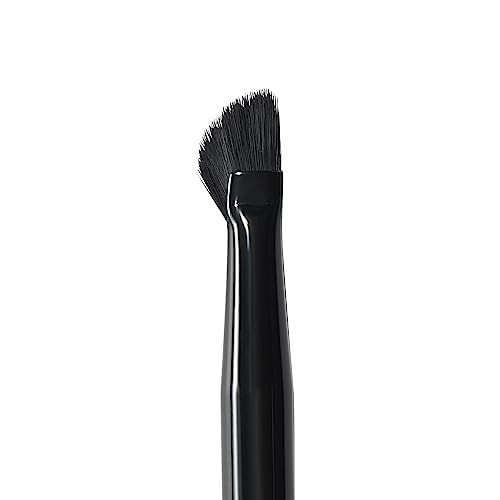 E.L.F. Wing It Liner Brush Curved Eyeliner Brush For Creating A Precise Winged Look Made With Synthetic Bristles Vegan & Cruelty-